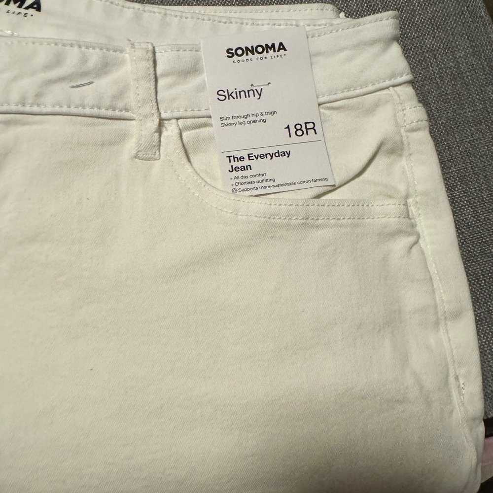 Sonoma Women's Cream Skinny Jeans